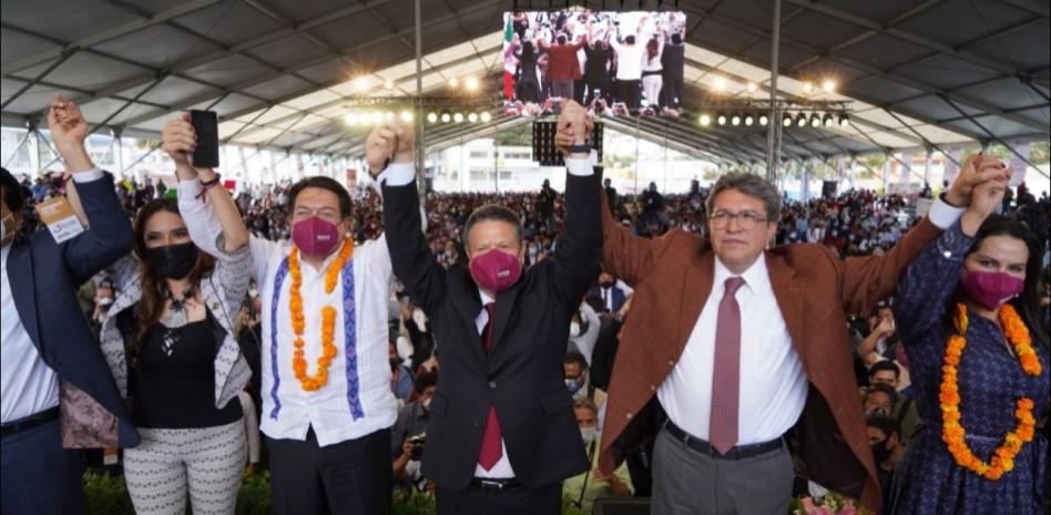 Julio Menchaca recibe apoyo de cúpula de Morena; va por la gubernatura de Hidalgo