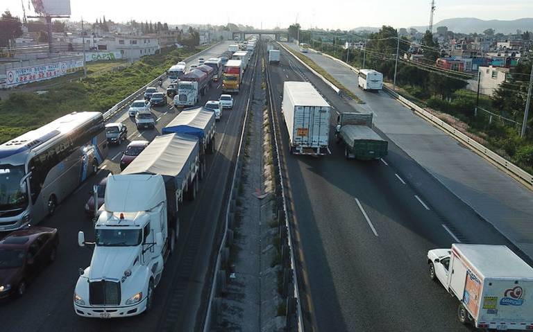 Analizan instalar sensores en las autopistas para identificar sobrepeso en vehículos
