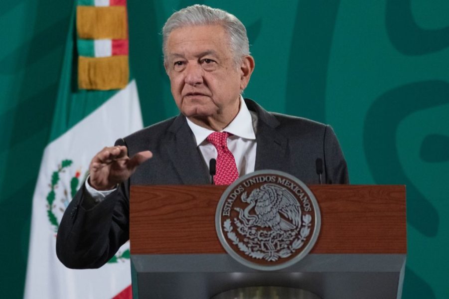 Combate a corrupción y desigualdad: AMLO