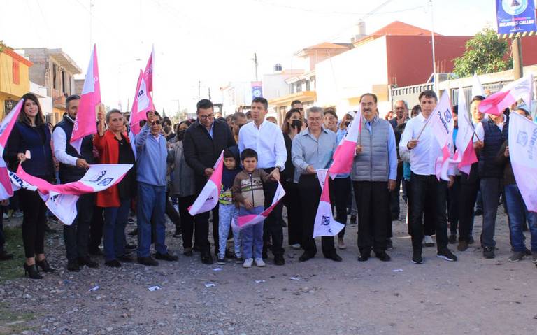 Arranca Ayuntamiento obras en la calle Independencia de la colonia 16 de septiembre Sur
