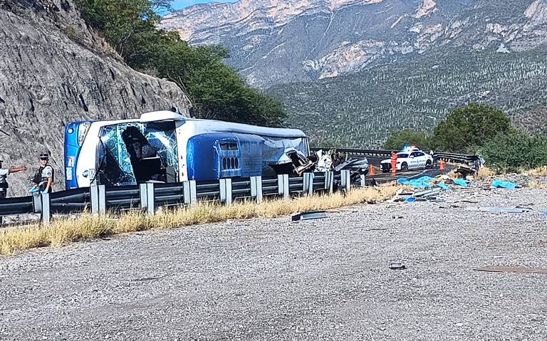 Confirman 16 migrantes muertos y 33 lesionados por accidente en la Cuacnopalan-Oaxaca