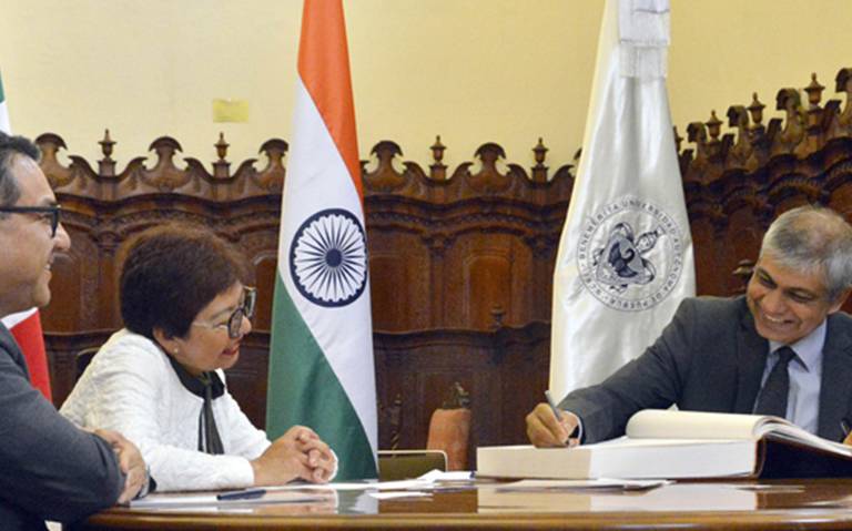 Lilia Cedillo se reúne con embajador de India en México para generar sinerias con BUAP