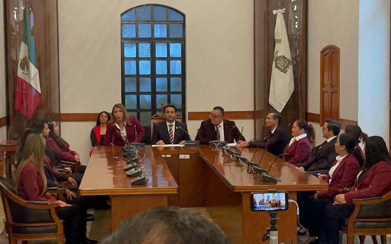 Asume Alejandro Barroso alcaldía de Tehuacán con expectativas en seguridad y recolección de basura