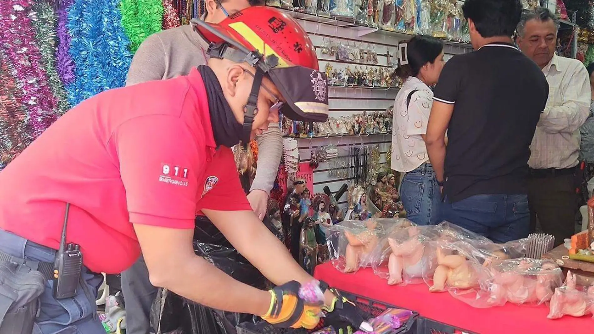 Decomisan en comercios de Tehuacán cerca de 150 kilos de pirotecnia previo al cierre de año