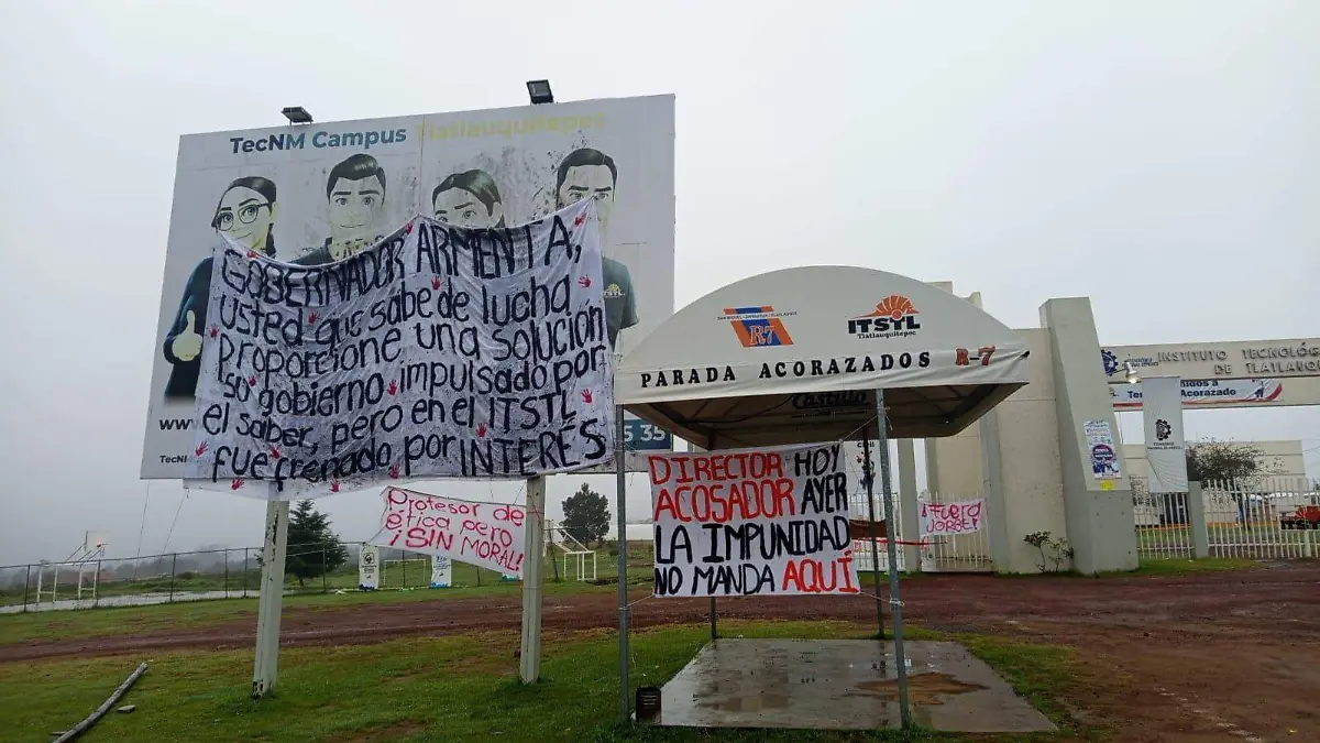 Rechazan estudiantes del Tecnológico de Tlatlauquitepec que comisionado estatal reabra instalaciones